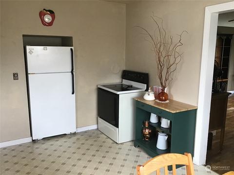 1336 Mchugh Ave, Enumclaw, WA 98022 photo 7