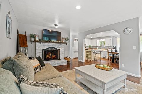 5819 208th St E, Spanaway, WA 98387 photo 4