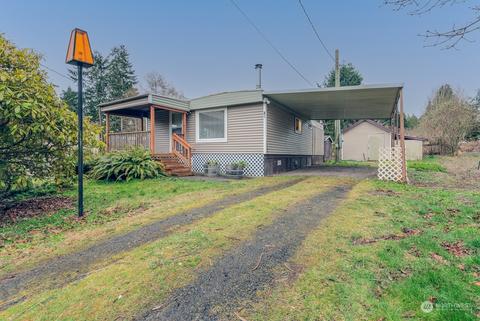 40 E Spruce St, Port Ludlow, WA 98365