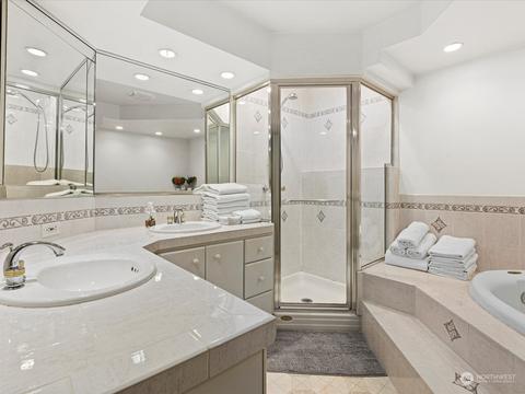 22829 35th Ave SE, Bothell, WA 98021 photo 14