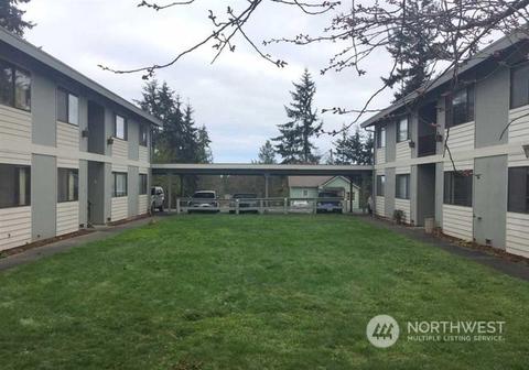 2938 E 2934 E Walnut St, Port Angeles, WA 98362