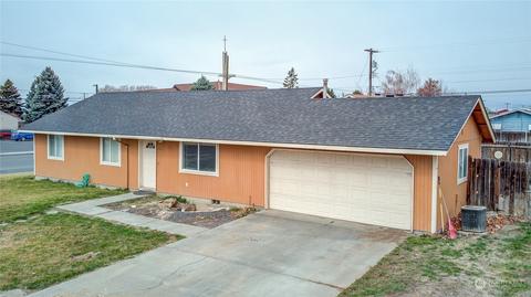705 Elm St, Othello, WA 99344
