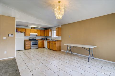 705 Elm St, Othello, WA 99344 photo 9