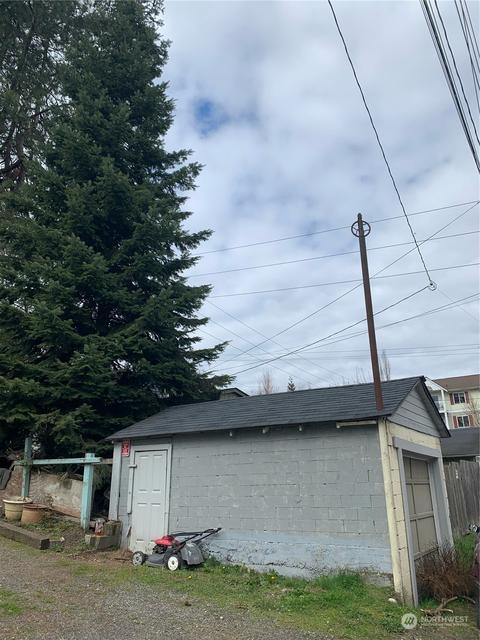 1105 E Marine View Dr, Everett, WA 98201 photo 7