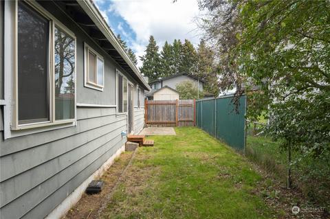 8901 Emerson Pl, Everett, WA 98208 photo 28