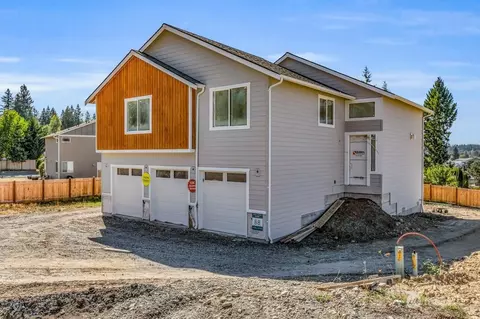 904 Cody St SE #88, Rainier, WA 98576