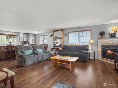 2021 E Grand Ave, Everett, WA 98201 photo 8