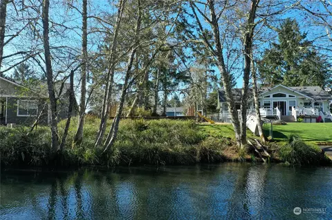812 Falls Of Clyde Loop, Ocean Shores, WA 98569