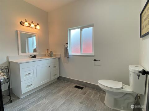 802 W Pine St, Centralia, WA 98531 photo 13