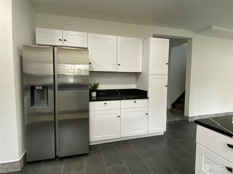 802 W Pine St, Centralia, WA 98531 photo 7