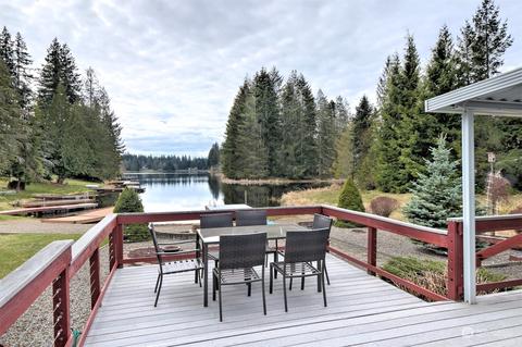 1611 E Timberlake Dr W, Shelton, WA 98584