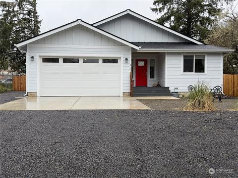 877 Falls Of Clyde Loop SE, Ocean Shores, WA 98569