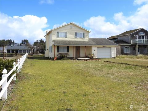34712 G St, Ocean Park, WA 98640