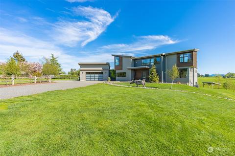3081 Aldergrove Rd, Ferndale, WA 98248