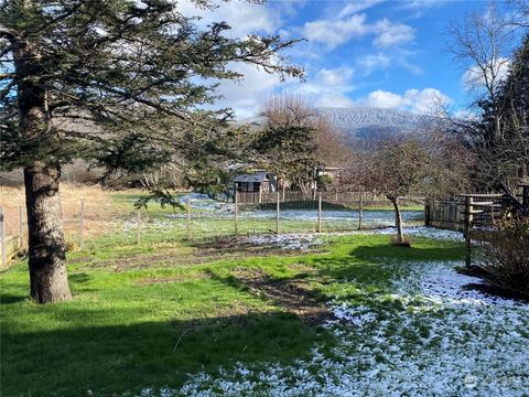 131 Crescent Beach Rd, Eastsound, WA 98245 photo 3
