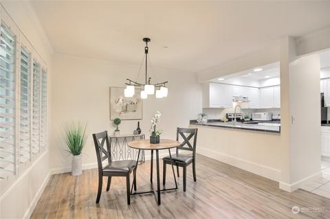 3800 NE Sunset Blvd #E103, Renton, WA 98056