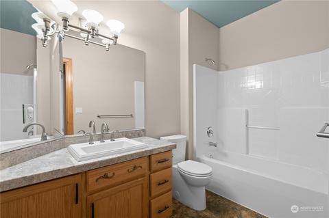 20505 193rd Avenue Ct E, Orting, WA 98360 photo 32