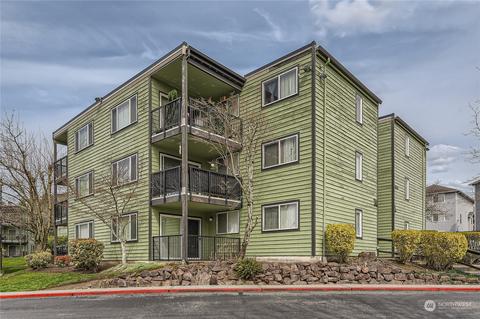 13013 E Gibson Rd #M123, Everett, WA 98204