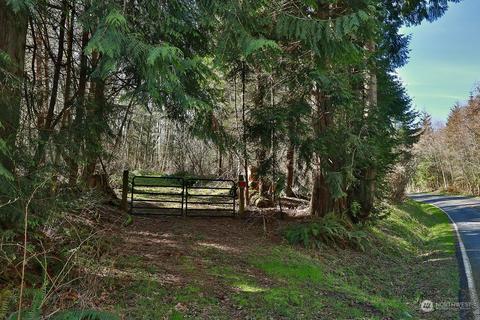 0 Nnn Heggenes Rd, Clinton, WA 98236