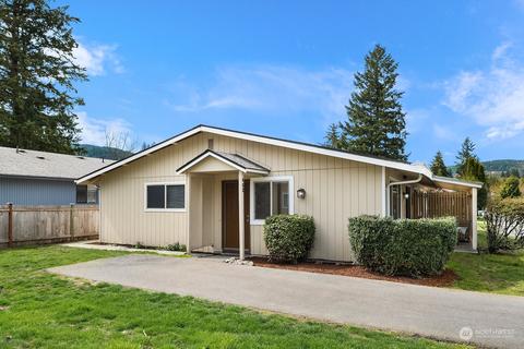 452 Front St N, Issaquah, WA 98027