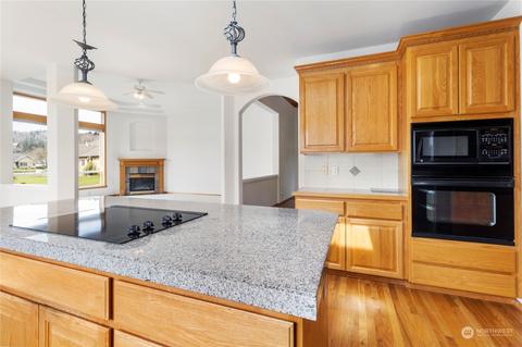 15306 148th Avenue Ct E, Orting, WA 98360 photo 6