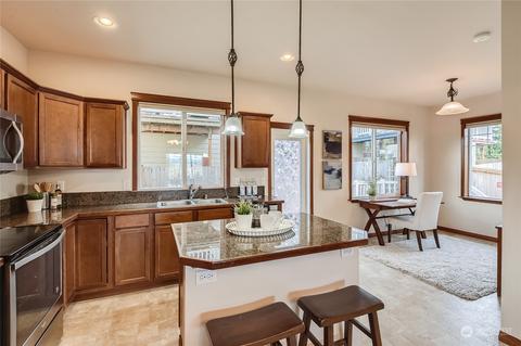 3013 Belmonte Ln, Everett, WA 98201 photo 6