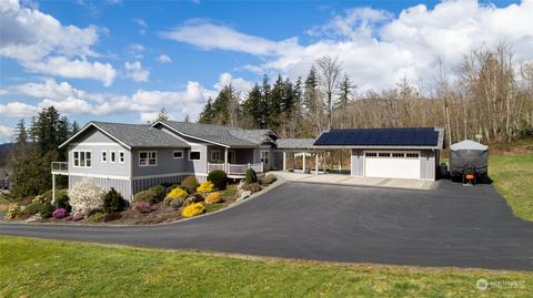 12817 E Lake Dr, Sedro Woolley, WA 98284