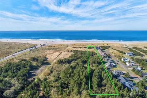 401 N Shoreview Dr, Long Beach, WA 98631