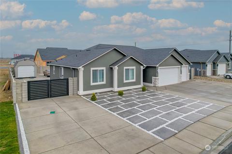 1335 E Mt Adams, Othello, WA 99344 photo 2