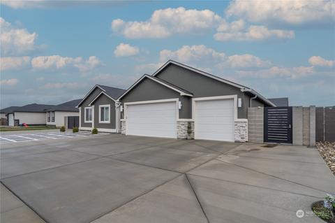 1335 E Mt Adams, Othello, WA 99344 photo 3