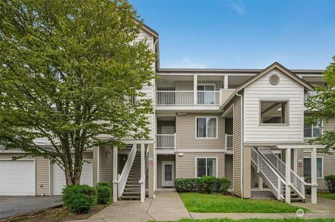 2009 196th St SE #F102, Bothell, WA 98012