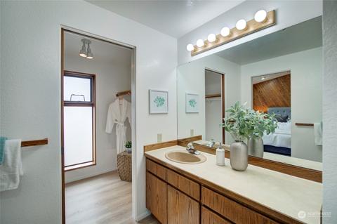 24300 7th Pl W, Bothell, WA 98021 photo 23