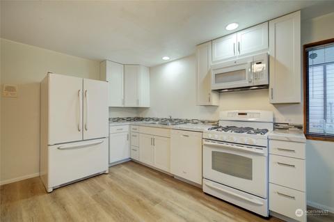 24300 7th Pl W, Bothell, WA 98021 photo 34