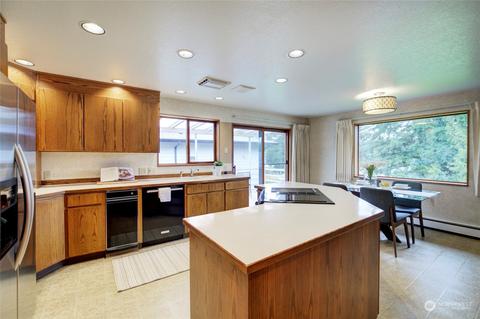 24300 7th Pl W, Bothell, WA 98021 photo 14