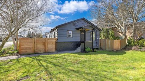 1009 SW 149th St, Burien, WA 98166