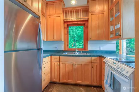 503 Foster Point Rd, Eastsound, WA 98245 photo 11