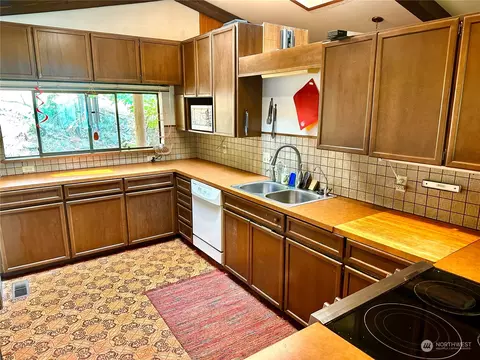 524 Cascade Way, Eastsound, WA 98245 photo 11