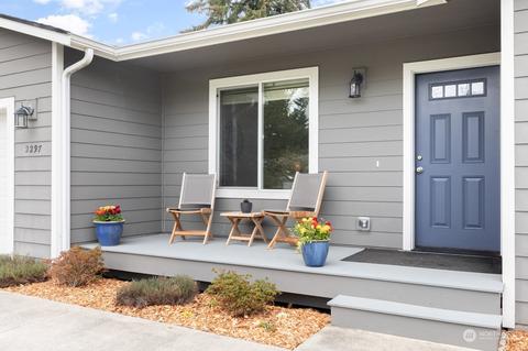 2297 Lori Dr, Langley, WA 98260