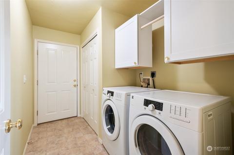 1550 Mountain View Dr #E, Enumclaw, WA 98022 photo 9