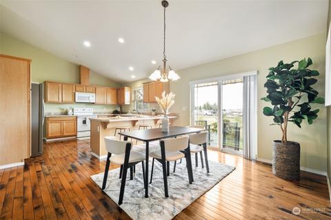 1550 Mountain View Dr #E, Enumclaw, WA 98022 photo 5