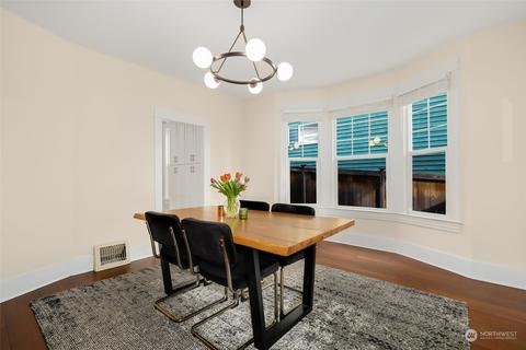 325 23rd Ave E, Seattle, WA 98112 photo 9