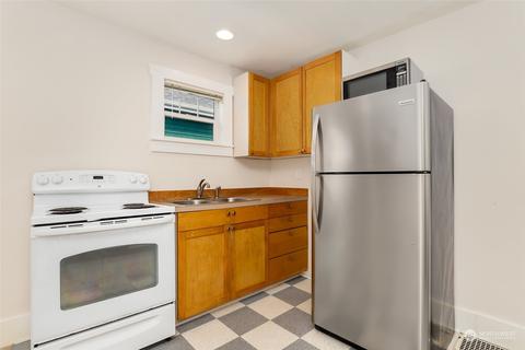 325 23rd Ave E, Seattle, WA 98112 photo 38