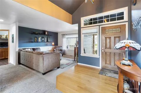 6810 227th St E, Spanaway, WA 98387 photo 4