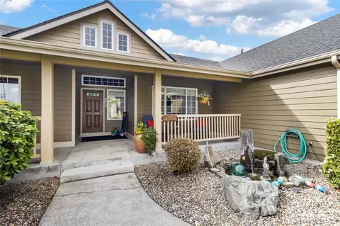 6810 227th St E, Spanaway, WA 98387 photo 3
