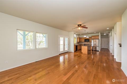 732 Mcfarland Dr, Sequim, WA 98382 photo 3