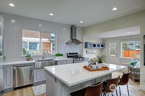 1607 Rucker Ave, Everett, WA 98201 photo 5