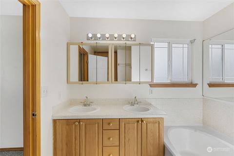 24216 13th Pl W, Bothell, WA 98021 photo 23