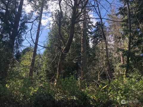 20937 President Point Rd NE, Kingston, WA 98346