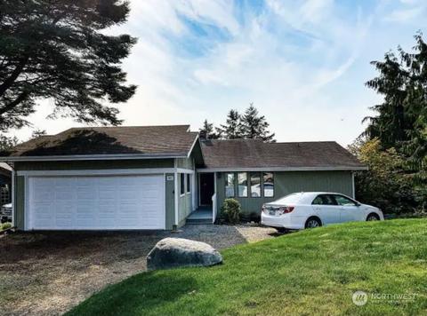 661 Muckleshoot Cir, La Conner, WA 98257