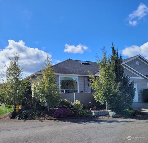 443 Sycamore St, Sequim, WA 98382 photo 2